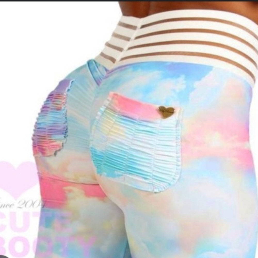 COPY - Medium cute booty lounge scrunch bum leggings